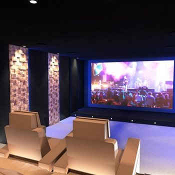 Construction salle de cinéma à la maison