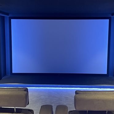 Création, installation salle de cinéma à la maison en Occitanie et France